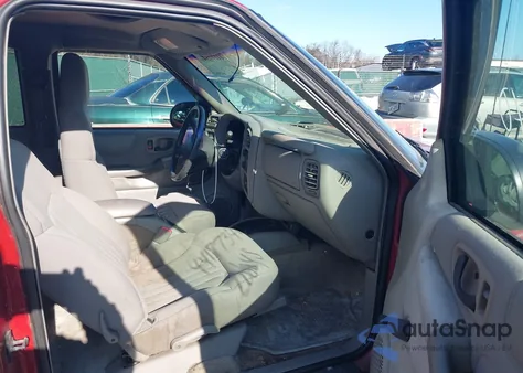 2003 Chevrolet S-10 Ls z USA, uszkodzony, nr VIN 1GCCS19X238234532